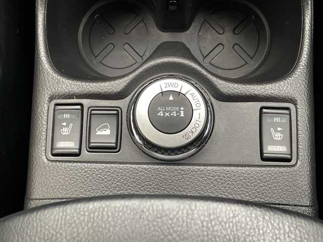 日産 エクストレイル 20Xtt エマージェンシーブレーキ 青森県 2017(平29)年 9.6万km ブリリアントホワイトパール 4WD/純正メーカーナビ・フルセグTV/CD・DVD・Bluetooth/アラウンドビューモニター/パワーバックドア/前席シートヒーター/エマージェンシーブレーキ/踏み間違い衝突防止アシスト/車線逸脱警報/フロント・バックソナー/ブラインドスポットウォーニング/クルーズコントロール/パーキングアシスト/ビルトインETC/LEDヘッドライト/フォグランプ/純正18インチアルミ/インテリキー/プッシュスタート