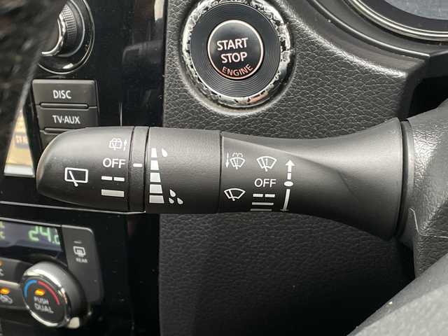 日産 エクストレイル 20Xtt エマージェンシーブレーキ 青森県 2017(平29)年 9.6万km ブリリアントホワイトパール 4WD/純正メーカーナビ・フルセグTV/CD・DVD・Bluetooth/アラウンドビューモニター/パワーバックドア/前席シートヒーター/エマージェンシーブレーキ/踏み間違い衝突防止アシスト/車線逸脱警報/フロント・バックソナー/ブラインドスポットウォーニング/クルーズコントロール/パーキングアシスト/ビルトインETC/LEDヘッドライト/フォグランプ/純正18インチアルミ/インテリキー/プッシュスタート