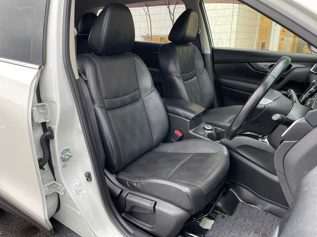 日産 エクストレイル 20Xtt エマージェンシーブレーキ 青森県 2017(平29)年 9.6万km ブリリアントホワイトパール 4WD/純正メーカーナビ・フルセグTV/CD・DVD・Bluetooth/アラウンドビューモニター/パワーバックドア/前席シートヒーター/エマージェンシーブレーキ/踏み間違い衝突防止アシスト/車線逸脱警報/フロント・バックソナー/ブラインドスポットウォーニング/クルーズコントロール/パーキングアシスト/ビルトインETC/LEDヘッドライト/フォグランプ/純正18インチアルミ/インテリキー/プッシュスタート