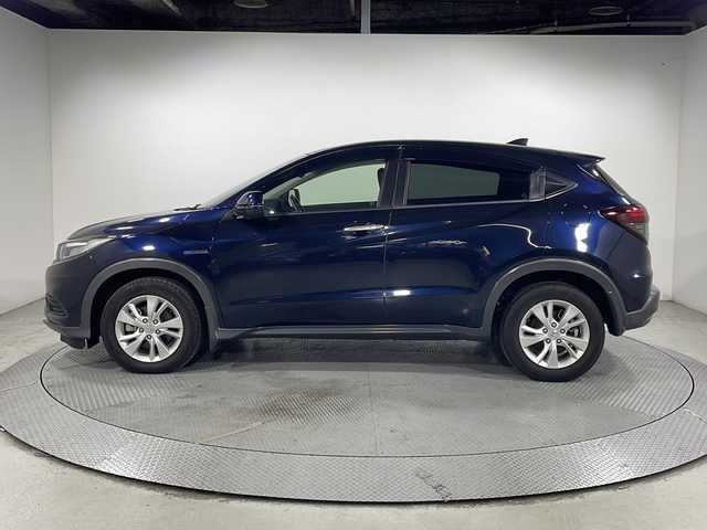 ホンダ ヴェゼル ハイブリッド X ホンダセンシング 広島県 2020(令2)年 2万km ミッドナイトブルービームM 禁煙車/純正８型ナビ/バックカメラ/レーダークルーズコントロール/自動防眼ミラー/パドルシフト/ＥＴＣ/ドラレコ/衝突被害軽減/レーンキープアシスト/ＬＥＤヘッドライト/ホールド機能付電動パーキングブレーキ/エアバッグ(運転席/助手席/サイド/カーテン)/純正16インチアルミホイール(215/60/R16)