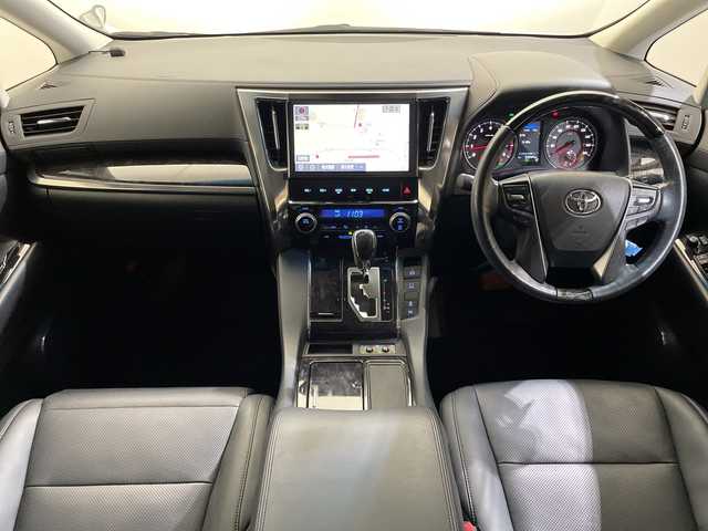 トヨタ ヴェルファイア Z Gエディション 愛媛県 2019(令1)年 5.3万km ホワイトパールクリスタルシャイン 純正12.3インチ後席モニター/純正１０インチナビ（NSZN-Z68T）/フルセグTV/Bluetooth/DVD再生/ドライブレコーダー/オットマンシート/衝突被害軽減ブレーキ/アダプティブクルーズコントロール/シートヒーター/シートクーラー/両側電動スライドドア/電動リアゲート/ＥＴＣ２．０