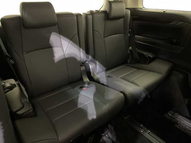 トヨタ ヴェルファイア Z Gエディション 愛媛県 2019(令1)年 5.3万km ホワイトパールクリスタルシャイン 純正12.3インチ後席モニター/純正１０インチナビ（NSZN-Z68T）/フルセグTV/Bluetooth/DVD再生/ドライブレコーダー/オットマンシート/衝突被害軽減ブレーキ/アダプティブクルーズコントロール/シートヒーター/シートクーラー/両側電動スライドドア/電動リアゲート/ＥＴＣ２．０