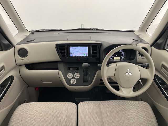 三菱 ｅＫスペース E 長野県 2017(平29)年 2.3万km シルキーホワイト パナソニックナビ/ＣＤ再生/地デジＴＶ/両側スライドドア/アイドリングストップ/ライトレベライザー/電動格納ミラー/ＥＴＣ/キーレス/フロアマット