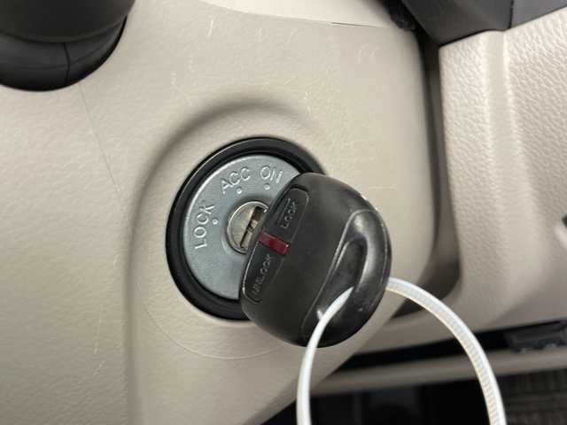 三菱 ｅＫスペース E 長野県 2017(平29)年 2.3万km シルキーホワイト パナソニックナビ/ＣＤ再生/地デジＴＶ/両側スライドドア/アイドリングストップ/ライトレベライザー/電動格納ミラー/ＥＴＣ/キーレス/フロアマット