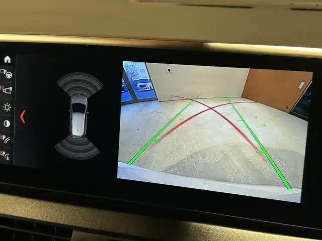 ＢＭＷ ２１８ｄ xDriveアクティブツアラー ラグジュアリー 道央・札幌 2022(令4)年 2.6万km ミネラルホワイト メタリックペイント/コンフォートパッケージ/　・オートマチックテールゲート/　・コンフォートアクセス/　・ライトパッケージ/ドライビングアシスト/パーキングサポートパッケージ/　・リヤビューカメラ/　・PDC/　・パーキングアシスト/アドバンスドアクティブセーフティパッケージ/　・ACC/　・ヘッドアップディスプレイ/本革シート/シートヒーター/純正HDDナビ/USB/Bluetooth/電動リアゲート