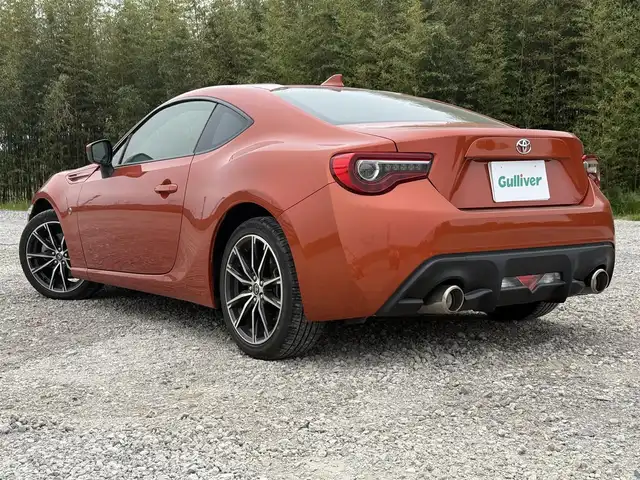 トヨタ ８６ GT 兵庫県 2017(平29)年 4.4万km オレンジメタリック ストラーダナビ/フルセグTV/ETC/クルーズコントロール/純正17インチアルミホイール/LEDヘッドライト/フォグランプ/プッシュスタート＆スマートキー/ETC