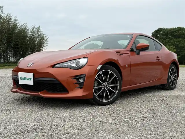 トヨタ ８６ GT 兵庫県 2017(平29)年 4.4万km オレンジメタリック ストラーダナビ/フルセグTV/ETC/クルーズコントロール/純正17インチアルミホイール/LEDヘッドライト/フォグランプ/プッシュスタート＆スマートキー/ETC