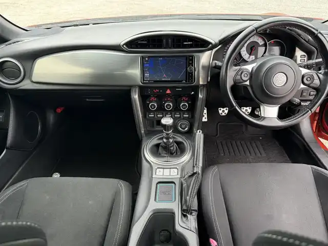 トヨタ ８６ GT 兵庫県 2017(平29)年 4.4万km オレンジメタリック ストラーダナビ/フルセグTV/ETC/クルーズコントロール/純正17インチアルミホイール/LEDヘッドライト/フォグランプ/プッシュスタート＆スマートキー/ETC