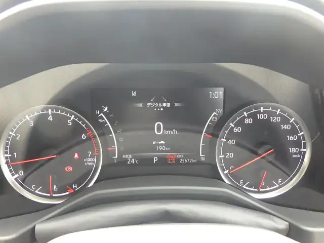 トヨタ ランドクルーザー ZX 千葉県 2023(令5)年 2.6万km プレシャスホワイトパール モデリスタエアロ/リアエンターシステム/メーカーナビ JBLサウンド/地デジTV【DVD/CD再生可　Bluetooth接続/マルチテレインモニター/ブラックルーフレール/寒冷地仕様/クールBOX/Toyota Safety Sense/・プリクラッシュセーフティ/・レーンディパーチャーアラート/・オートマチックハイビーム/・RCTA（リヤクロストラフィックアラート）/ムーンルーフ/レザーシート/前席エアシート/シートヒーター/リア電動リクライニングシート/リバース連動ドアミラー/革巻ステアリング/ステアリングスイッチ/ETC（2.0）/LEDヘッドライト/フォグライト/ウインカーミラー/クリアランスソナー/純正20インチアルミホイル/サイド/カーテン/ニーエアバッグ/スマートキー
