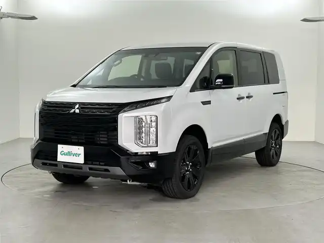 三菱 デリカＤ：５ シャモニー 福井県 2025(令7)年 0.1千km 白Ⅱ 4WD/届出済未使用車/アダプティブクルーズコントロール/レーンキープアシスト/車線逸脱警報/衝突軽減ブレーキ/ブラインドスポットモニター/両側パワースライドドア/パワーバックドア/ハーフレザーシート/前席シートヒーター/運転席パワーシート/ステアリングヒーター/パドルシフト/MTモード付AT/LEDヘッドライト/オートライト/オートマチックハイビーム/リアフォグランプ/電動格納ミラー/ウィンカーミラー/電動ホールド/オートホールド/純正18インチAW装着/プッシュスタート/スマートキー/スペアキー1本/取扱説明書/保証書/オリジナルナビ取付パッケージ＋リアモニター取付パッケージ