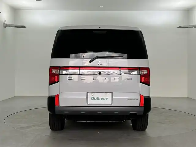 三菱 デリカＤ：５ シャモニー 福井県 2025(令7)年 0.1千km 白Ⅱ 4WD/届出済未使用車/アダプティブクルーズコントロール/レーンキープアシスト/車線逸脱警報/衝突軽減ブレーキ/ブラインドスポットモニター/両側パワースライドドア/パワーバックドア/ハーフレザーシート/前席シートヒーター/運転席パワーシート/ステアリングヒーター/パドルシフト/MTモード付AT/LEDヘッドライト/オートライト/オートマチックハイビーム/リアフォグランプ/電動格納ミラー/ウィンカーミラー/電動ホールド/オートホールド/純正18インチAW装着/プッシュスタート/スマートキー/スペアキー1本/取扱説明書/保証書/オリジナルナビ取付パッケージ＋リアモニター取付パッケージ
