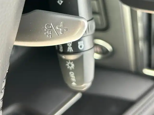 三菱 デリカＤ：５ シャモニー 福井県 2025(令7)年 0.1千km 白Ⅱ 4WD/届出済未使用車/アダプティブクルーズコントロール/レーンキープアシスト/車線逸脱警報/衝突軽減ブレーキ/ブラインドスポットモニター/両側パワースライドドア/パワーバックドア/ハーフレザーシート/前席シートヒーター/運転席パワーシート/ステアリングヒーター/パドルシフト/MTモード付AT/LEDヘッドライト/オートライト/オートマチックハイビーム/リアフォグランプ/電動格納ミラー/ウィンカーミラー/電動ホールド/オートホールド/純正18インチAW装着/プッシュスタート/スマートキー/スペアキー1本/取扱説明書/保証書/オリジナルナビ取付パッケージ＋リアモニター取付パッケージ