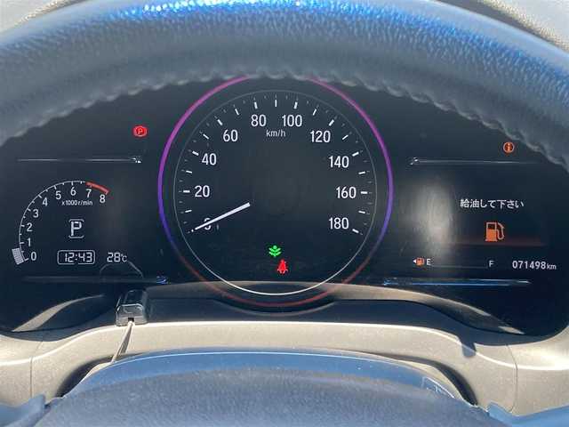 ホンダ ヴェゼル X ホンダセンシング 島根県 2016(平28)年 7.2万km クリスタルブラックパール ディーラーOPナビ(CD/DVD/BT/フルセグ)/衝突軽減ブレーキ/アダクティブクルーズコントロール/先行車発進告知/路外逸脱抑制システム/標識認識システム/レーンキープアシスト/標識認識/バックカメラ/ビルトインETC/オートライト/アイドリングストップ/ブレーキホールド/ワークエモーションAW/取扱説明書/保証書/スペアキー1