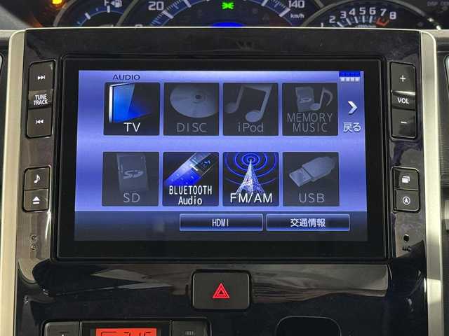 ダイハツ タント カスタム RS トップED SAⅡ 三重県 2016(平28)年 3.6万km ブラックマイカメタリック ガソリン・ターボ/FF/インパネCVT/純正 8インチナビ NSZN-X66D/（CD/DVD/TV/iPod/MEMORY MUSIC/SD/Bluetooth/FM/AM/USB/HDMI）/10.1インチ 後席モニター/バックカメラ/両側パワースライドドア/ETC/衝突回避支援システム　スマートアシストII/・衝突回避支援ブレーキ機能/・衝突警報機能（対車両・対歩行者）/・先行車発進お知らせ機能/・誤発進抑制制御機能/・後方誤発進抑制制御機能/・車線逸脱警報機能/装備/・ハーフレザーシート/・オートエアコン/・オートライト/・LED ヘッドランプ＆フロントフォグランプ/・ステアリングスイッチ/・プッシュスタート/・電動格納ドアミラー/・純正15inAW/・保/など