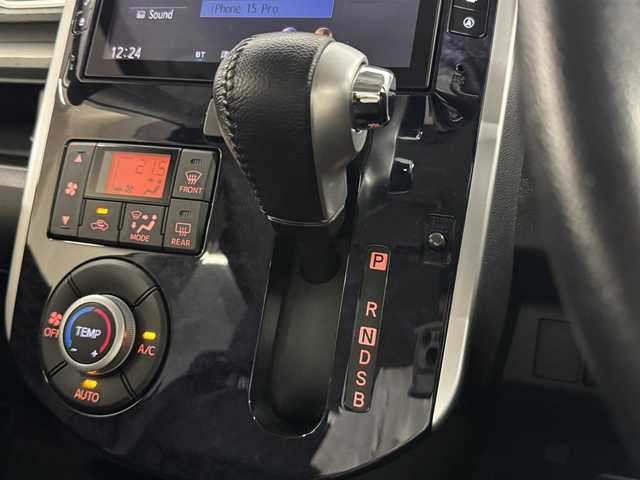 ダイハツ タント カスタム RS トップED SAⅡ 三重県 2016(平28)年 3.6万km ブラックマイカメタリック ガソリン・ターボ/FF/インパネCVT/純正 8インチナビ NSZN-X66D/（CD/DVD/TV/iPod/MEMORY MUSIC/SD/Bluetooth/FM/AM/USB/HDMI）/10.1インチ 後席モニター/バックカメラ/両側パワースライドドア/ETC/衝突回避支援システム　スマートアシストII/・衝突回避支援ブレーキ機能/・衝突警報機能（対車両・対歩行者）/・先行車発進お知らせ機能/・誤発進抑制制御機能/・後方誤発進抑制制御機能/・車線逸脱警報機能/装備/・ハーフレザーシート/・オートエアコン/・オートライト/・LED ヘッドランプ＆フロントフォグランプ/・ステアリングスイッチ/・プッシュスタート/・電動格納ドアミラー/・純正15inAW/・保/など