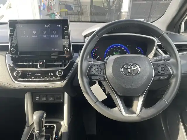 トヨタ カローラ クロス ハイブリッド Z 宮崎県 2022(令4)年 5万km プラチナホワイトパールマイカ 〇純正ディスプレイオーディオ/〇フルセグTV/○Bluetooth	/〇バックカメラ	/〇ETC	/〇ワンオーナー/〇プリクラッシュセーフティ	/〇レーントレーシングアシスト/〇レーダークルーズコントロール	/〇オートマチックハイビーム/〇ロードサインアシスト/〇パーキングサポートブレーキ/〇LEDヘッドランプ/〇LEDシーケンシャルターンランプ/〇LEDフロントフォグランプ/〇ルーフレール/〇リアスポイラー	/○オートマチックハイビーム	/〇オートライト				/〇純正18インチアルミ			/〇シートヒーター	/〇パワーシート/〇パワーバックドア	/〇左右独立温度調整オートエアコン	/〇スマートエントリー	/〇スタートシステム