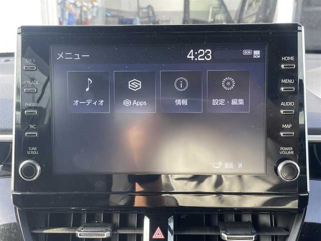 トヨタ カローラ クロス ハイブリッド Z 徳島県 2022(令4)年 5万km プラチナホワイトパールマイカ 〇純正ディスプレイオーディオ/〇フルセグTV/○Bluetooth	/〇バックカメラ	/〇ETC	/〇ワンオーナー/〇プリクラッシュセーフティ	/〇レーントレーシングアシスト/〇レーダークルーズコントロール	/〇オートマチックハイビーム/〇ロードサインアシスト/〇パーキングサポートブレーキ/〇LEDヘッドランプ/〇LEDシーケンシャルターンランプ/〇LEDフロントフォグランプ/〇ルーフレール/〇リアスポイラー	/○オートマチックハイビーム	/〇オートライト				/〇純正18インチアルミ			/〇シートヒーター	/〇パワーシート/〇パワーバックドア	/〇左右独立温度調整オートエアコン	/〇スマートエントリー	/〇スタートシステム