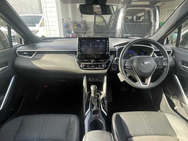 トヨタ カローラ クロス ハイブリッド Z 徳島県 2022(令4)年 5万km プラチナホワイトパールマイカ 〇純正ディスプレイオーディオ/〇フルセグTV/○Bluetooth	/〇バックカメラ	/〇ETC	/〇ワンオーナー/〇プリクラッシュセーフティ	/〇レーントレーシングアシスト/〇レーダークルーズコントロール	/〇オートマチックハイビーム/〇ロードサインアシスト/〇パーキングサポートブレーキ/〇LEDヘッドランプ/〇LEDシーケンシャルターンランプ/〇LEDフロントフォグランプ/〇ルーフレール/〇リアスポイラー	/○オートマチックハイビーム	/〇オートライト				/〇純正18インチアルミ			/〇シートヒーター	/〇パワーシート/〇パワーバックドア	/〇左右独立温度調整オートエアコン	/〇スマートエントリー	/〇スタートシステム