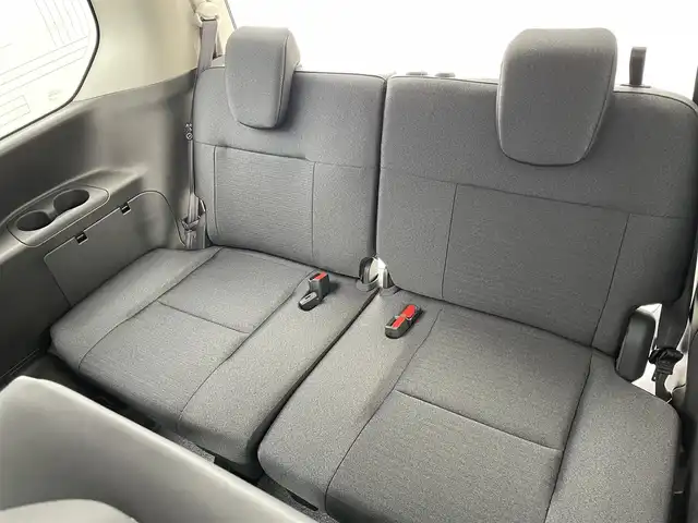 日産 セレナ ハイウェイスター V 東京都 2025(令7)年 0.1千km プリズムホワイト 純正12.3インチナビ/（フルセグTV/Bluetooth/HDMI/AM/FM）/プロパイロット/アラウンドビューモニター/インテリジェントルームミラー/ハンズフリーオートスライドドア/純正ビルトインETC2.0/オートハイビーム/純正ドライブレコーダー/パドルシフト/USBポート/LEDヘッドライト/LEDフォグランプ/インテリジェントエマージェンシーブレーキ/前方衝突予測警報/衝突回避ステアリングアシスト/車線逸脱防止支援システム/車線逸脱警報/後側方衝突防止支援システム/コーナーセンサー/ふらつき警報/踏み間違い衝突防止アシスト/標識検知機能/電動パーキングブレーキ