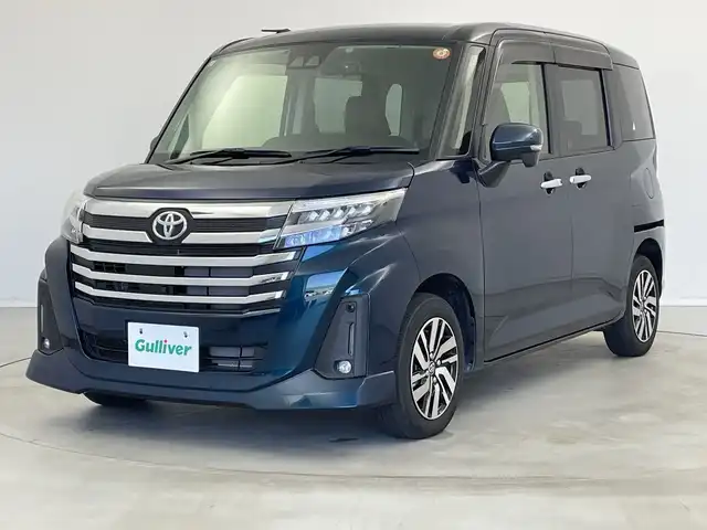 トヨタ ルーミー カスタムG 新潟県 2025(令7)年 0.2万km レーザーブルークリスタルシャイン 純正ディスプレイオーディオ/　フルセTV/Bluetooth/AppleCarPlay/AndroidAuto/衝突被害軽減ブレーキ/レーンキープアシスト/レーダークルーズコントロール/前後コーナーセンサー/全方位モニター/前後ドライブレコーダー/前席シートヒーター/両側パワースライドドア/ビルトインETC2.0/アイドリングストップ/オートマチックハイビーム/LEDヘッドライト/レザー調シートカバー/レザーステアリング/ステアリングスイッチ