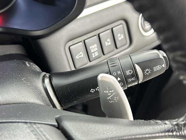 三菱 デリカＤ：５ P 大阪府 2022(令4)年 5.6万km グラファイトグレーメタリック/ブラックマイカ ワンオーナー/純正11インチALPINEナビ/・フルセグTV/・Bluetooth/・CD/DVD/・USB接続/オートステップ/全方位カメラ/パワーバックドア/レーダークルーズコントロール/FCMブレーキアシスト/誤発進抑制装置/両側パワースライドドア/前席シートヒーター/パドルシフト/保証書/取扱説明書/点検記録簿