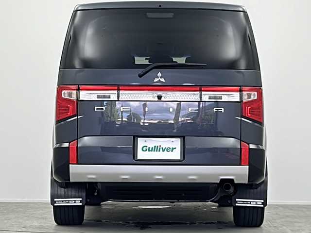 三菱 デリカＤ：５ P 大阪府 2022(令4)年 5.6万km グラファイトグレーメタリック/ブラックマイカ ワンオーナー/純正11インチALPINEナビ/・フルセグTV/・Bluetooth/・CD/DVD/・USB接続/オートステップ/全方位カメラ/パワーバックドア/レーダークルーズコントロール/FCMブレーキアシスト/誤発進抑制装置/両側パワースライドドア/前席シートヒーター/パドルシフト/保証書/取扱説明書/点検記録簿