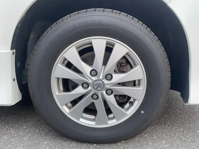 日産 セレナ ハイウェイスター プロパイロットED 秋田県 2016(平28)年 12.7万km ブリリアントホワイトパール 2トーン (株)IDOMが運営する【じしゃロン鳩ヶ谷店】の自社ローン専用車両になりますこちらは現金またはオートローンご利用時の価格です。自社ローンご希望の方は別途その旨お申付け下さい/プロパイロットエディション/プロパイロット/エマージェンシーブレーキ/インテリジェント パーキングアシスト（駐車支援システム）/インテリジェント LI（車線逸脱防止支援システム）/インテリジェント DA（ふらつき警報）/踏み間違い衝突防止アシスト/標識検知機能（進入禁止標識検知、最高速度標識検知、/一時停止標識検知）/フロント&バックソナー/SRSカーテンエアバッグシステム&/サイドエアバッグシステム〈前席〉/純正SDナビ【CD/DVD/Blu-ray/SD/Bluetooth/Apple CarPlay/android auto/HDMI/iPod】/フルセグTV/バックカメラ/フリップダウンモニター/オートデュアルエアコン/両側パワースライドドア/ハンズフリースライドドア/ETC/LEDヘッドライト/スペアキー×1