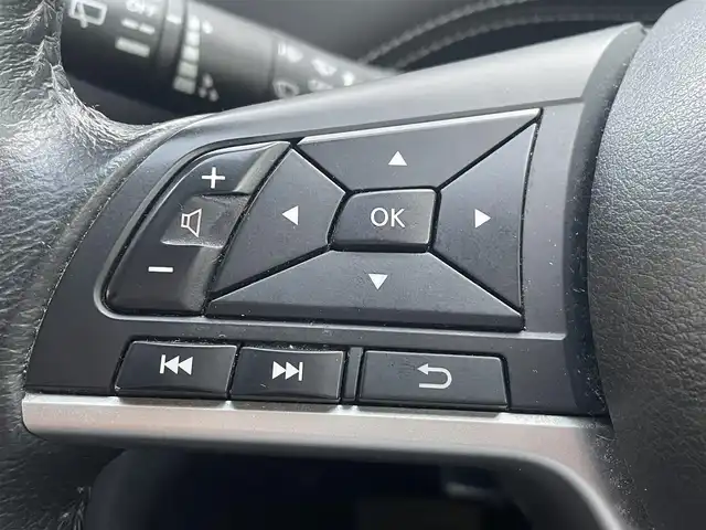 日産 セレナ ハイウェイスター プロパイロットED 秋田県 2016(平28)年 12.7万km ブリリアントホワイトパール 2トーン (株)IDOMが運営する【じしゃロン鳩ヶ谷店】の自社ローン専用車両になりますこちらは現金またはオートローンご利用時の価格です。自社ローンご希望の方は別途その旨お申付け下さい/プロパイロットエディション/プロパイロット/エマージェンシーブレーキ/インテリジェント パーキングアシスト（駐車支援システム）/インテリジェント LI（車線逸脱防止支援システム）/インテリジェント DA（ふらつき警報）/踏み間違い衝突防止アシスト/標識検知機能（進入禁止標識検知、最高速度標識検知、/一時停止標識検知）/フロント&バックソナー/SRSカーテンエアバッグシステム&/サイドエアバッグシステム〈前席〉/純正SDナビ【CD/DVD/Blu-ray/SD/Bluetooth/Apple CarPlay/android auto/HDMI/iPod】/フルセグTV/バックカメラ/フリップダウンモニター/オートデュアルエアコン/両側パワースライドドア/ハンズフリースライドドア/ETC/LEDヘッドライト/スペアキー×1