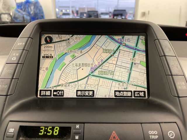 トヨタ プリウス EX 道央・札幌 2010(平22)年 17.4万km ブラック ・純正ナビ（メーカーオプションナビ）　/・CD/HDD/BT/・バックカメラ　/・オートライト　/・ステアリングスイッチ　/・オートライト　/・横滑り防止装置　/・プッシュスタート　/・スマートキー　/・電動格納ミラー　/・純正フロアマット　/？盗難防止装置　/・積込スタッドレス社外AW