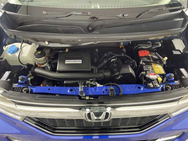 ホンダ Ｎ ＢＯＸ カスタム G L ホンダセンシング 神奈川県 2018(平30)年 5万km ブリリアントスポーティブルーメタリック2トーン ホンダセンシング/純正8型ナビ/・BT/フルセグTV/SD/CD/DVD/USB/バックカメラ/ビルトインETC/片側電動スライドドア/スマートキー/プッシュスタートボタン/ECON/ステアリングスイッチ/Autoライト/LEDヘッドライト/フォグランプ/電動格納ミラー/ウィンカーミラー/シートリフター/純正フロアマット/純正アルミホイール/純正ドアバイザー