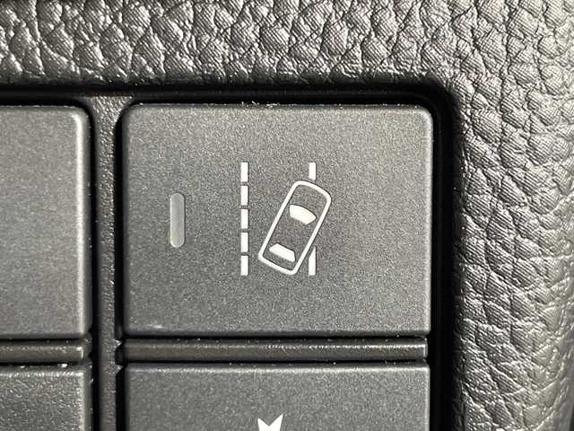 ホンダ Ｎ ＢＯＸ カスタム G L ホンダセンシング 神奈川県 2018(平30)年 5万km ブリリアントスポーティブルーメタリック2トーン ホンダセンシング/純正8型ナビ/・BT/フルセグTV/SD/CD/DVD/USB/バックカメラ/ビルトインETC/片側電動スライドドア/スマートキー/プッシュスタートボタン/ECON/ステアリングスイッチ/Autoライト/LEDヘッドライト/フォグランプ/電動格納ミラー/ウィンカーミラー/シートリフター/純正フロアマット/純正アルミホイール/純正ドアバイザー