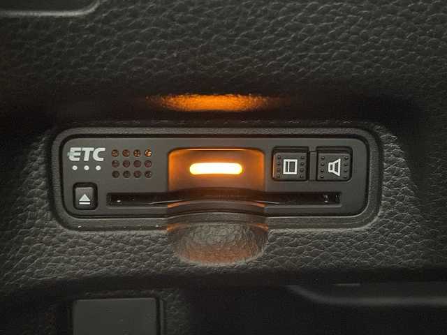 ホンダ Ｎ ＢＯＸ カスタム G L ホンダセンシング 神奈川県 2018(平30)年 5万km ブリリアントスポーティブルーメタリック2トーン ホンダセンシング/純正8型ナビ/・BT/フルセグTV/SD/CD/DVD/USB/バックカメラ/ビルトインETC/片側電動スライドドア/スマートキー/プッシュスタートボタン/ECON/ステアリングスイッチ/Autoライト/LEDヘッドライト/フォグランプ/電動格納ミラー/ウィンカーミラー/シートリフター/純正フロアマット/純正アルミホイール/純正ドアバイザー