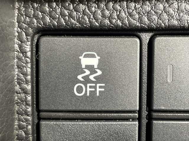 ホンダ Ｎ ＢＯＸ カスタム G L ホンダセンシング 神奈川県 2018(平30)年 5万km ブリリアントスポーティブルーメタリック2トーン ホンダセンシング/純正8型ナビ/・BT/フルセグTV/SD/CD/DVD/USB/バックカメラ/ビルトインETC/片側電動スライドドア/スマートキー/プッシュスタートボタン/ECON/ステアリングスイッチ/Autoライト/LEDヘッドライト/フォグランプ/電動格納ミラー/ウィンカーミラー/シートリフター/純正フロアマット/純正アルミホイール/純正ドアバイザー