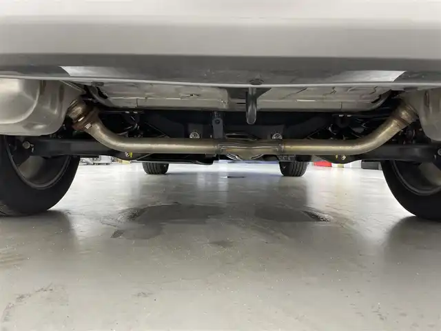 ホンダ ＺＲ－Ｖ ハイブリッド e:HEV Z 滋賀県 2023(令5)年 1.4万km アーバンチタニウムメタリック 純正9インチナビ/【Bluetooth/USB/フルセグTV】/BOSEプレミアムサウンド/ホンダセンシング/・衝突軽減ブレーキ（CMBS）/・先行車発進お知らせ機能/・歩行者事故低減ステアリング/・路外逸脱抑制機能/・標識認識機能/・渋滞追従機能付アダプティブクルーズコントロール/・車線維持支援システム（LKAS）/・トラフィックジャムアシスト（渋滞運転支援機能）/・ブラインドスポットインフォメーション/・誤発進抑制機能/・後方誤発進抑制機能/・近距離衝突軽減ブレーキ/・パーキングセンサーシステム/・後退出庫サポート/・オートハイビーム/・アダプティブドライビングビーム/全方位カメラ/クリアランスソナー/レザーシート/D/Nパワーシート/D/Nシートヒーター/LEDヘッドライト/パワーバックドア/ヒルディセントコントロール/電動パーキングブレーキ/オートブレーキホールド/ビルトインETC2.0