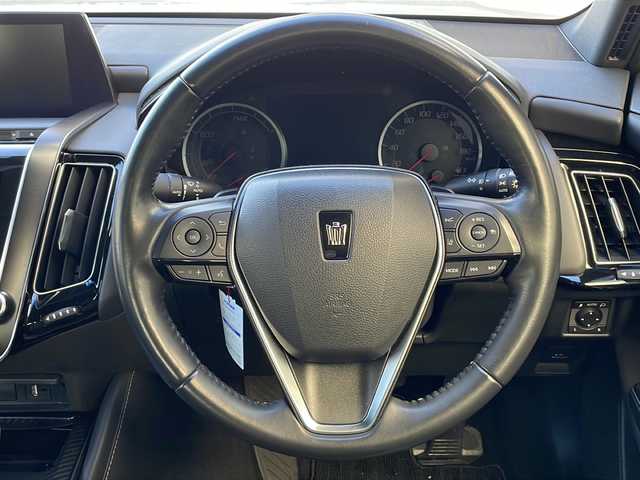 トヨタ クラウン ハイブリッド RS アドバンス 滋賀県 2018(平30)年 3.2万km プレシャスシルバー メーカーナビ/　【AM・FM/USB/Bluetooth/AUX/TV】/バックカメラ/黒レザーシート/シートヒーター＆ベンチレーション/追従式クルーズコントロール/横滑り防止システム/ブラインドスポットモニター/衝突軽減防止システム/ロードサインアシスト/パーキングサポート/コーナーセンサー/パドルシフト/ステアリングヒーター/プッシュスタート/ドライブレコーダー/ETC2.0