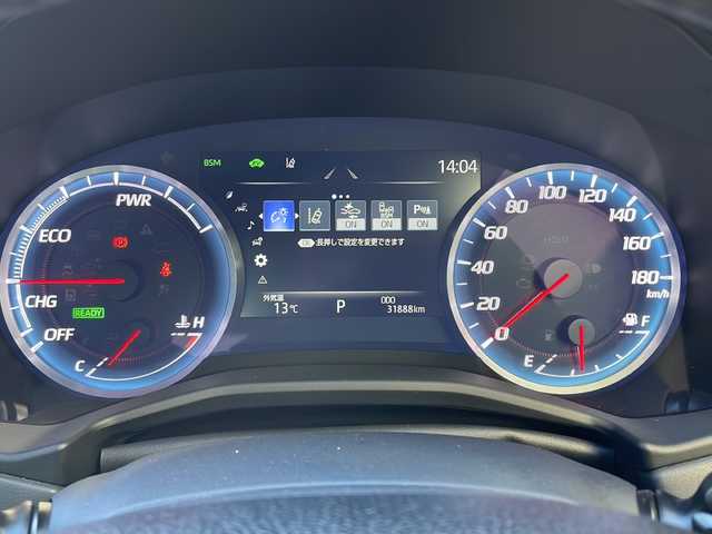 トヨタ クラウン ハイブリッド RS アドバンス 滋賀県 2018(平30)年 3.2万km プレシャスシルバー メーカーナビ/　【AM・FM/USB/Bluetooth/AUX/TV】/バックカメラ/黒レザーシート/シートヒーター＆ベンチレーション/追従式クルーズコントロール/横滑り防止システム/ブラインドスポットモニター/衝突軽減防止システム/ロードサインアシスト/パーキングサポート/コーナーセンサー/パドルシフト/ステアリングヒーター/プッシュスタート/ドライブレコーダー/ETC2.0