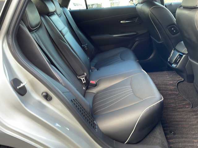 トヨタ クラウン ハイブリッド RS アドバンス 滋賀県 2018(平30)年 3.2万km プレシャスシルバー メーカーナビ/　【AM・FM/USB/Bluetooth/AUX/TV】/バックカメラ/黒レザーシート/シートヒーター＆ベンチレーション/追従式クルーズコントロール/横滑り防止システム/ブラインドスポットモニター/衝突軽減防止システム/ロードサインアシスト/パーキングサポート/コーナーセンサー/パドルシフト/ステアリングヒーター/プッシュスタート/ドライブレコーダー/ETC2.0