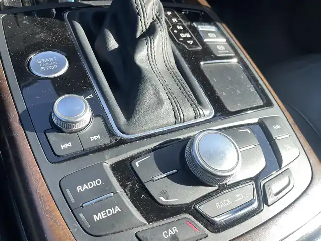 アウディ Ａ６ 2．8 FSI クワトロ 香川県 2014(平26)年 18.2万km ムーンライトブルーパールエフェクト ナビ/バックカメラ/黒革シート/パワーシート/シートヒーター全席/18インチAW/ETC