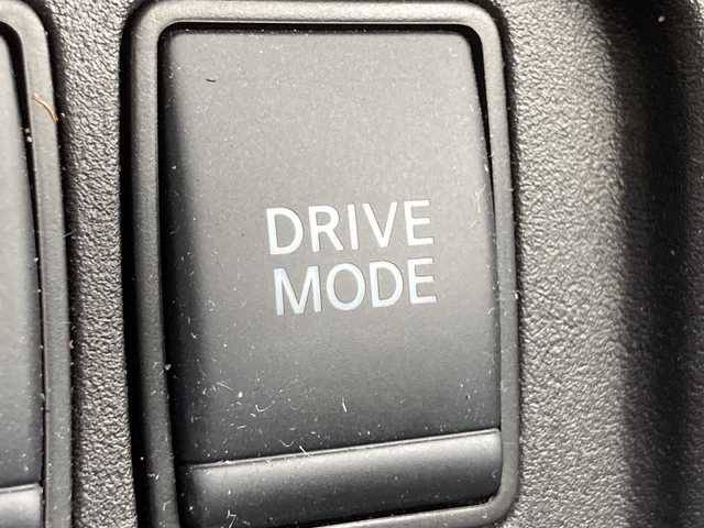 日産 セレナ e－パワー ハイウェイスター V 東京都 2021(令3)年 5.1万km ダークメタルグレー/ダイヤモンドブラック ワンオーナー/純正ナビゲーション（Bluetooth接続、フルセグテレビ）/アラウンドビューモニター/バックカメラ/フリップダウンモニター/シートヒーター/ステアリングヒーター/ETC/クルーズコントロール/プロパイロット/ドライブレコーダー/純正フロアマット/プッシュスタート/両側パワースライドドア/LEDヘッドライト