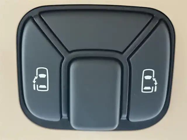 トヨタ ヴェルファイア 2．4V 千葉県 2013(平25)年 4.9万km ホワイトパールクリスタルシャイン 純正7インチHDDナビ（BT/Blu-ray/DVD/CD)/　B-Cas無し/フルセグ（走行中不可）/アルパイン　フリップダウンモニター/コムテック　ドラレコ　（360度・リア）/クルーズコントロール/運転席・助手席　パワーシート/助手席　オットマン/運転席　シートメモリ/ETC/両側パワースラド/HIDライト/スペアキー