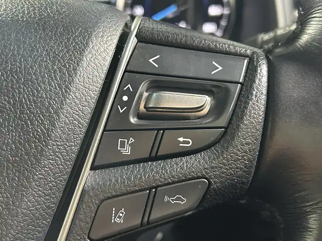 トヨタ ヴェルファイア ハイブリット 大阪府 2020(令2)年 4.7万km ホワイトパールクリスタルシャイン 純正ナビ（DVD/CD/BT）/バックカメラ/ETC/スマートキー/4WD/デジタルインナーミラー/ブラインドスポットモニター/サンルーフ/TRDエアロ/両側パワースライドドア/ステアリングスイッチ/レーンキープアシスト/レーダークルーズコントロール/衝突被害軽減システム/Wオートエアコン/オートライト/オートハイビーム/オートワイパー/オートホールド/電子パーキング/パワーバックドア/前席パワーシート/前席シートヒーター/前席シートクーラー/ハンドルヒーター/前後ドライブレコーダー/純正アルミホイール/純正フロアマット