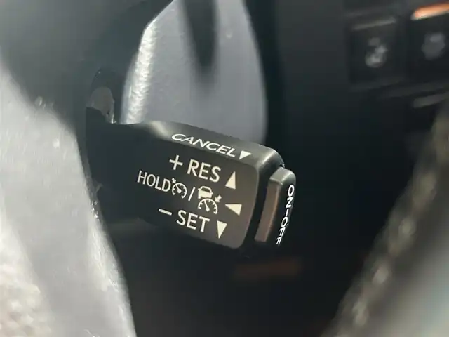 トヨタ ヴェルファイア ハイブリット 大阪府 2020(令2)年 4.7万km ホワイトパールクリスタルシャイン 純正ナビ（DVD/CD/BT）/バックカメラ/ETC/スマートキー/4WD/デジタルインナーミラー/ブラインドスポットモニター/サンルーフ/TRDエアロ/両側パワースライドドア/ステアリングスイッチ/レーンキープアシスト/レーダークルーズコントロール/衝突被害軽減システム/Wオートエアコン/オートライト/オートハイビーム/オートワイパー/オートホールド/電子パーキング/パワーバックドア/前席パワーシート/前席シートヒーター/前席シートクーラー/ハンドルヒーター/前後ドライブレコーダー/純正アルミホイール/純正フロアマット