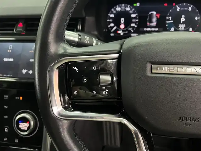 ランドローバー ランドローバー ディスカバリースポーツ　SE 兵庫県 2021(令3)年 6.1万km サントリーニブラック 7シートパッケージ/純正ナビ/全方位カメラ/ETC/ACC/LKA/BSM/パワーテールゲート/黒革シート/パワーシート/シートヒーター/ステリングヒーター/LEDヘッドライト/スマートキー/プッシュスタート