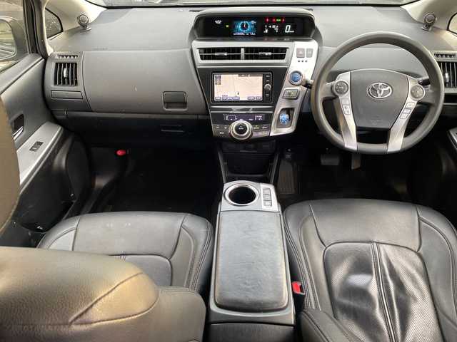 トヨタ プリウス α S 千葉県 2017(平29)年 12.1万km アティチュードブラックマイカ ナビＮＳＺＴ－Ｗ６６Ｔ　ＤＶＤ　ドラレコ　ＵＳＢ　フルセグTV　革調シートカバー　ビルトインETC　プッシュスタート　スマートキー　ステアリングスイッチ　外ツィーター　オートライト