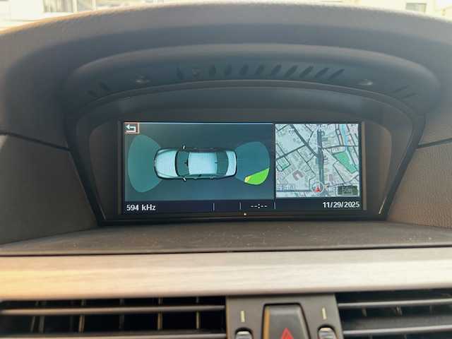 ＢＭＷ Ｍ５ 東京都 2006(平18)年 2.8万km シルバーストーンⅡ VORSTEINER 20インチホイール/AP RACINGブレーキキャリパー/V１０エンジン/パドルシフト/サンルーフ/白レザーシート/バックカメラ/コーナーセンサー/シートヒーター/パワーシート/ヘッドライトウォッシャー/クルーズコントロール/ETC/保証書/取扱説明書/記録簿