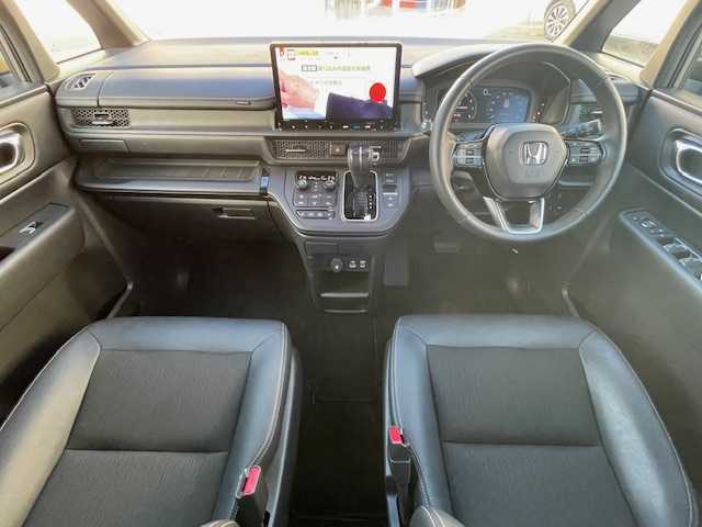 ホンダ ステップワゴン スパーダ 青森県 2024(令6)年 0.9万km スーパープラチナグレーメタリック ワンオーナー/HONDAコネクトGatthersナビ（フルセグ/RADIO）/HONDAセンシング/turbo/レーダークルーズコントロール/マルチビューカメラ/パワーテールゲート/ハーフレザーシート/D/N席シートヒーター/寒冷地仕様/パドルシフト/360度録画ドライブレコーダー/スペアキー/社外１６インチスタッドレスタイヤ車載（VRX3　23年製）/保証書/取扱説明書