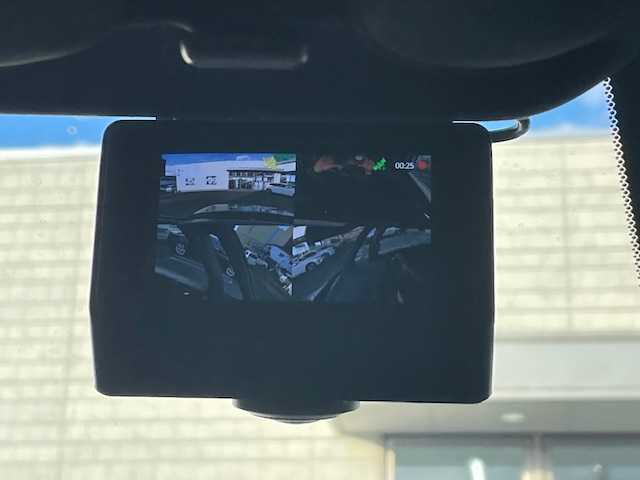 ホンダ ステップワゴン スパーダ 青森県 2024(令6)年 0.9万km スーパープラチナグレーメタリック ワンオーナー/HONDAコネクトGatthersナビ（フルセグ/RADIO）/HONDAセンシング/turbo/レーダークルーズコントロール/マルチビューカメラ/パワーテールゲート/ハーフレザーシート/D/N席シートヒーター/寒冷地仕様/パドルシフト/360度録画ドライブレコーダー/スペアキー/社外１６インチスタッドレスタイヤ車載（VRX3　23年製）/保証書/取扱説明書