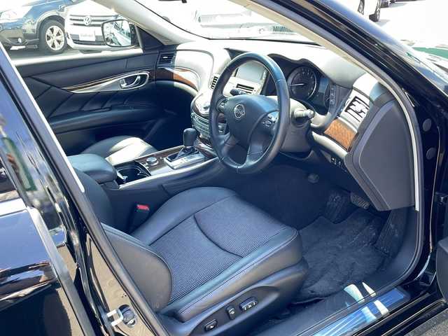 日産 フーガ 370GT 道東・釧路十勝 2010(平22)年 12.4万km スーパーブラック 保証書/取扱説明書/メーカーHDDナビ・フルセグTV/CD・DVDビデオ/ビルトインETC/サイド・バックカメラ/スマートキー/パワーシート/クルーズコントロール/HIDライト/18インチアルミホイール