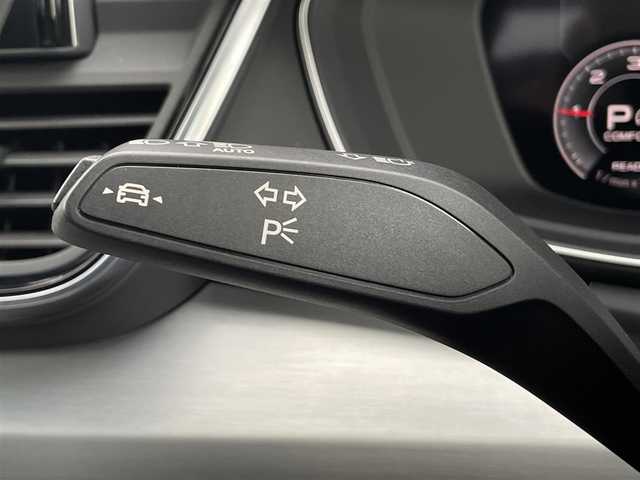 アウディ Ｑ５ SB 40TDIクワトロ Sライン 三重県 2022(令4)年 1.3万km グレイシアホワイトメタリック ＡＣＣ/アウディプレセンス/バーチャルコックピット/純正ナビ/フルセグＴＶ/全方位カメラ/アウディドライブセレクト/純正ドライブレコーダー　/ＥＴＣ２．０/ハーフレザーシート/全席シートヒーター