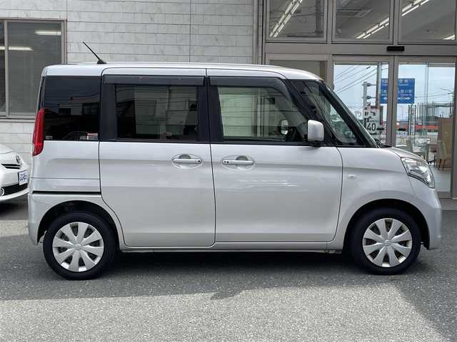 スズキ スペーシア X 新潟県 2015(平27)年 8.6万km シルキーシルバーメタリック (株)IDOMが運営する【じしゃロン豊川店】の自社ローン専用車両になります。こちらは現金またはオートローンご利用時の価格です。自社ローンご希望の方は別途その旨お申付け下さい/全周囲モニター/純正ナビＴＶ/Bluetooth　フルセグ/両側パワースライドドア/純正フロアマット/衝突被害軽減ブレーキ/レーンキープアシスト/電動格納ミラー/ETC/保証書/取扱説明書/スマートキー×2